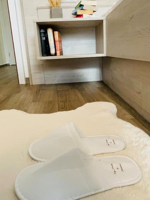 Fewo 20 - Appartement Im Rottalblick - Youngmodern Wohnen Mit Bademantelgang Zur Therme, Tv, Balkon Und Persoenlichem Gaesteempfang Von Astarte Estate Bad Griesbach  Exterior foto