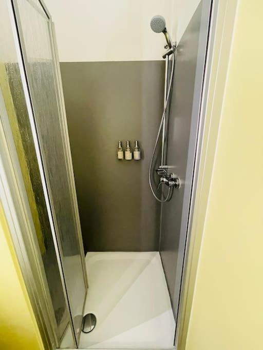 Fewo 20 - Appartement Im Rottalblick - Youngmodern Wohnen Mit Bademantelgang Zur Therme, Tv, Balkon Und Persoenlichem Gaesteempfang Von Astarte Estate Bad Griesbach  Exterior foto
