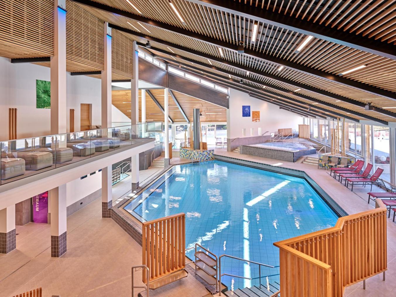 Fewo 20 - Appartement Im Rottalblick - Youngmodern Wohnen Mit Bademantelgang Zur Therme, Tv, Balkon Und Persoenlichem Gaesteempfang Von Astarte Estate Bad Griesbach  Exterior foto